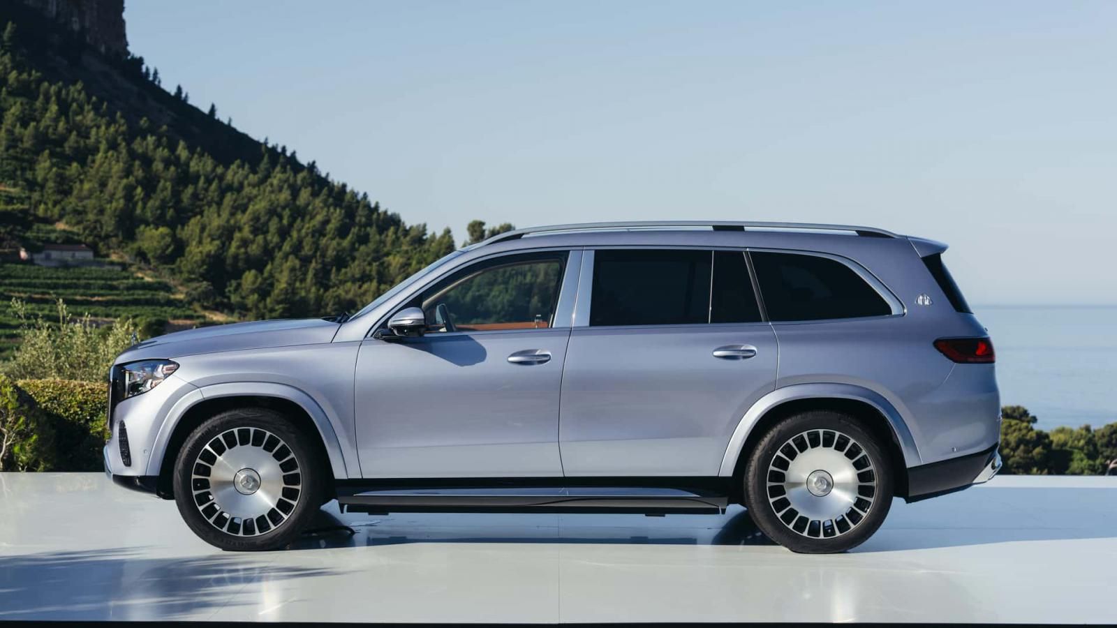 Ντεμπούτο για τη φρεσκαρισμένη Mercedes-Maybach GLS 